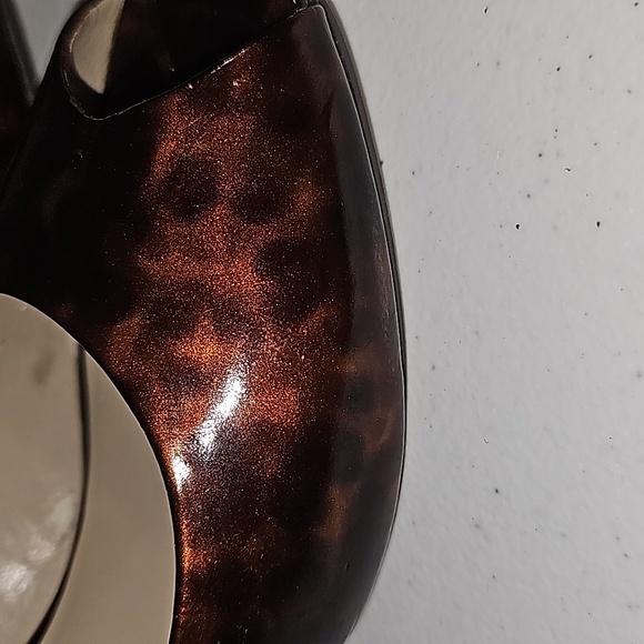 Banana Republic Factory Brown Peep Toe Heels - Picture 3 of 16